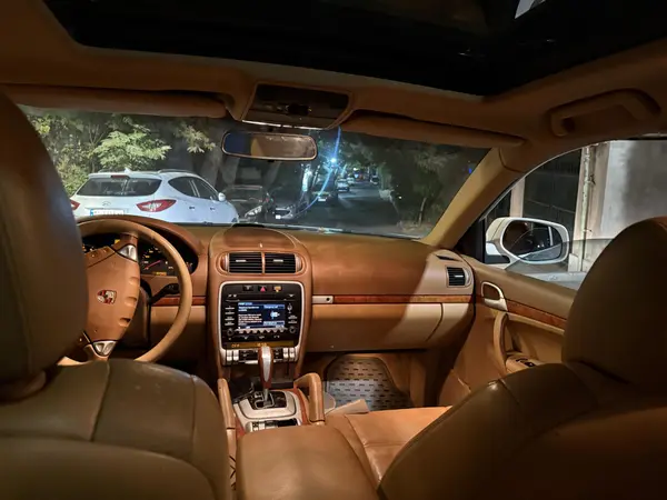 پورشه، کاین