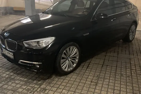 ب ام و، سری 5 سدان