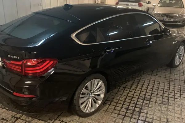 ب ام و، سری 5 سدان