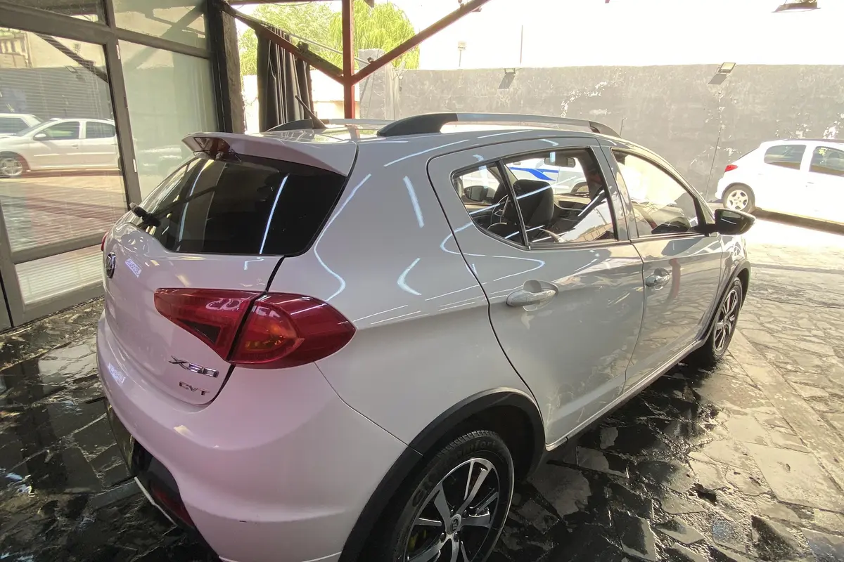 لیفان،  X50