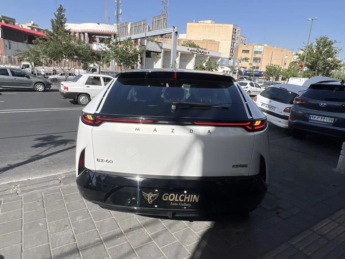 مزدا  EZ60 EREV