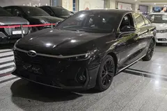 فونیکس، آریزو 8 (Z8)