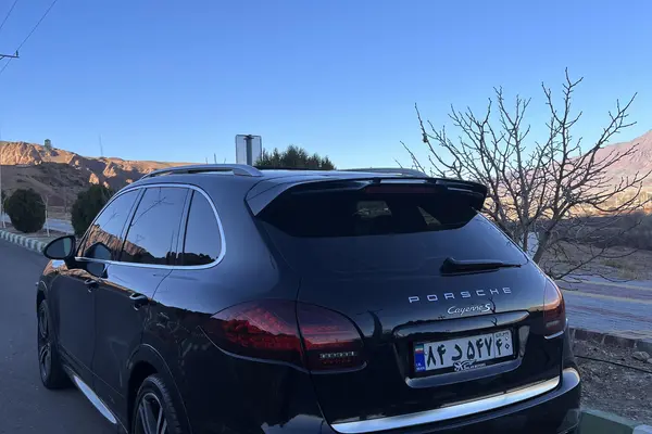 پورشه، کاین