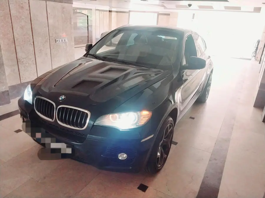 ب ام و، X6