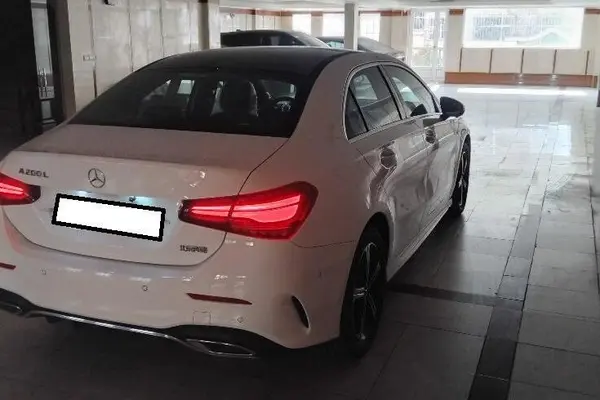 بنز، کلاس A سدان