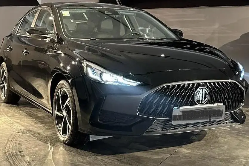 ام جی،  GT