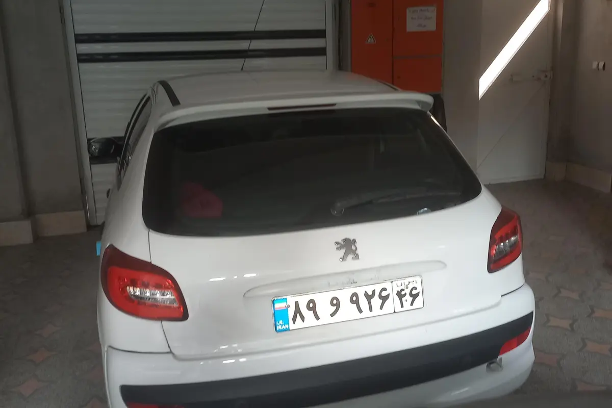 پژو،  206