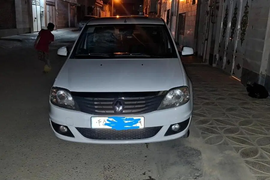 رنو،  تندر 90
