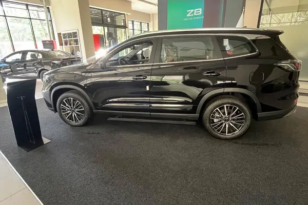 فونیکس  تیگو 8 پرو هیبرید (F8 PRO PHEV)