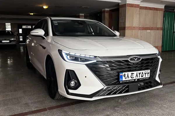 فونیکس، آریزو 8 (Z8)