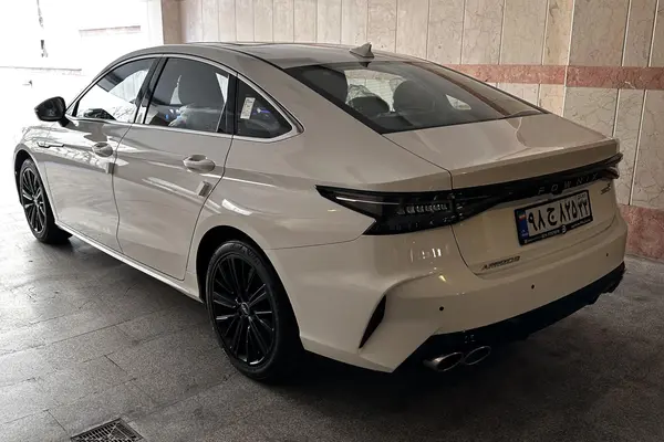 فونیکس، آریزو 8 (Z8)