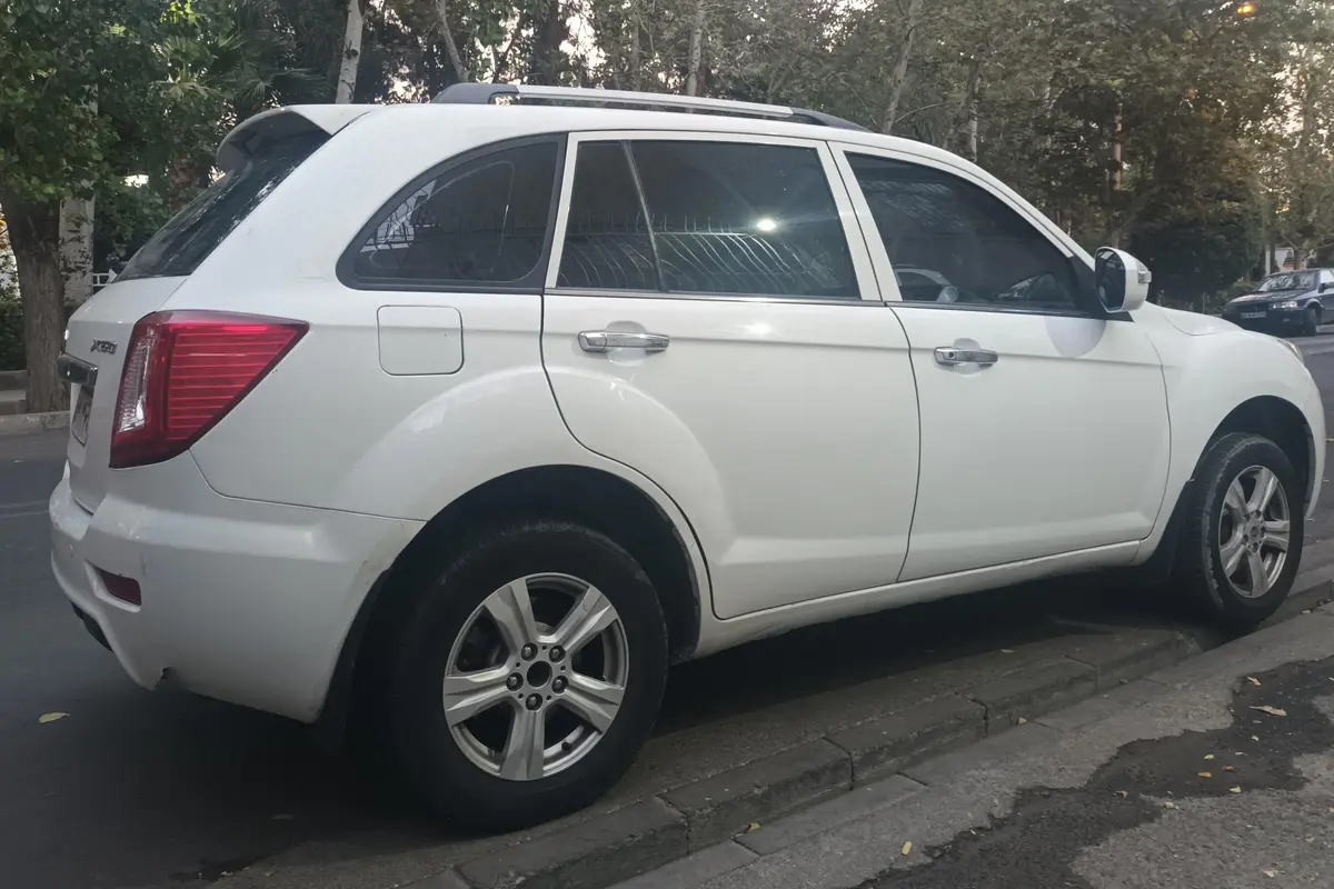 لیفان،  X60
