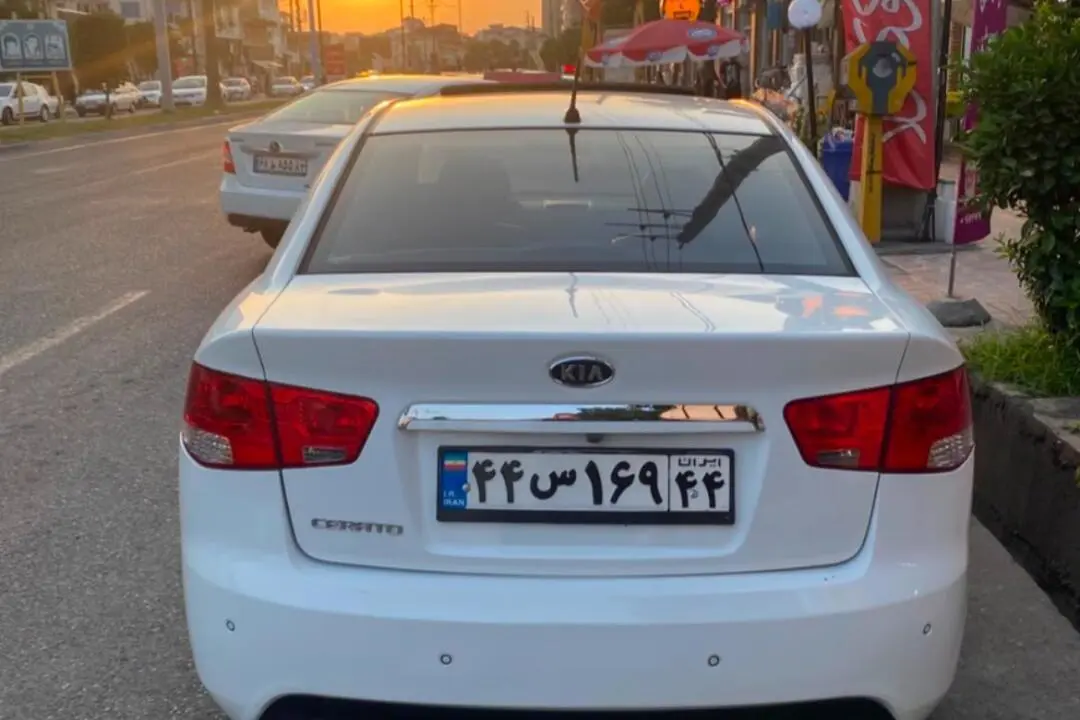 کیا،  سراتو (مونتاژ)