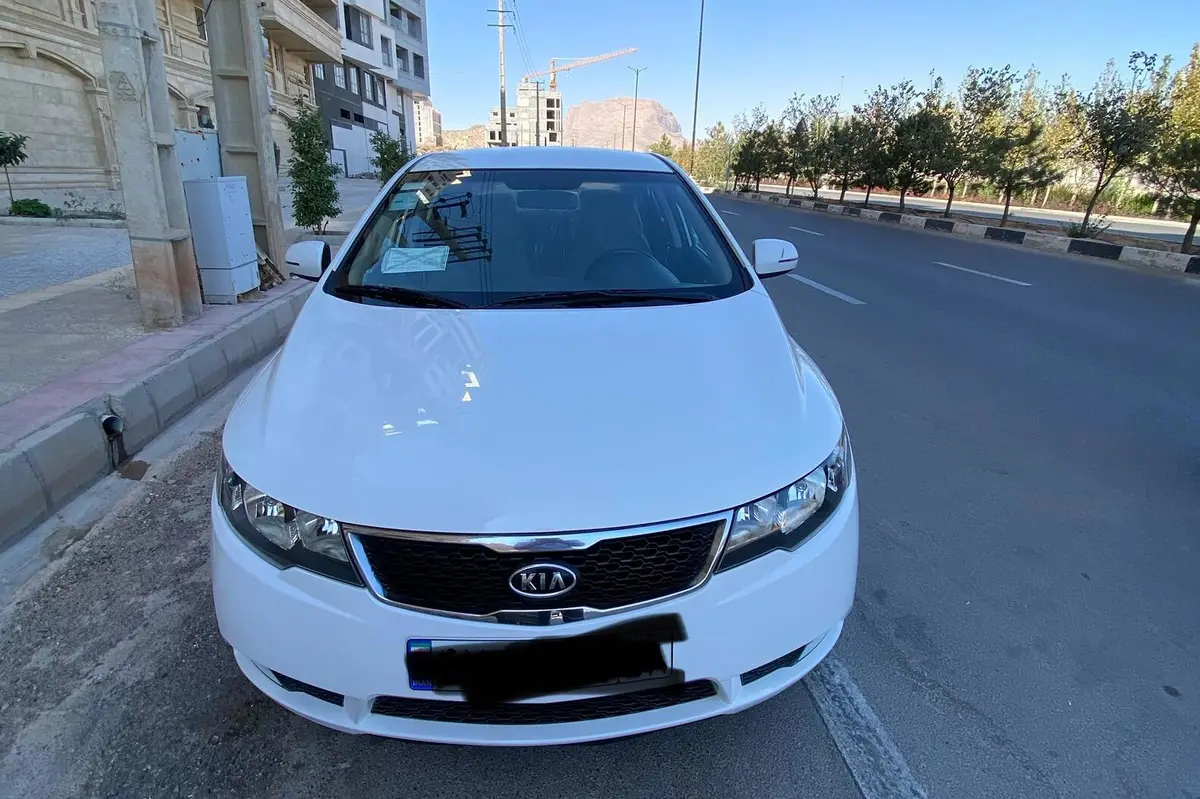 کیا،  سراتو (مونتاژ)