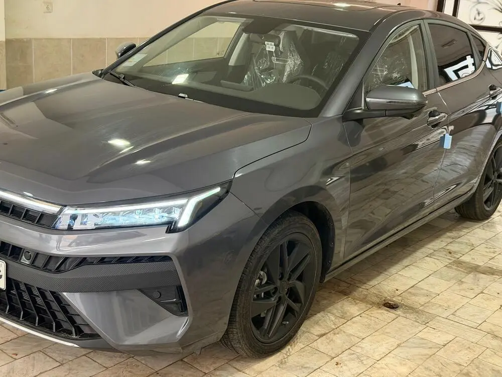 کی ام سی،  J7
