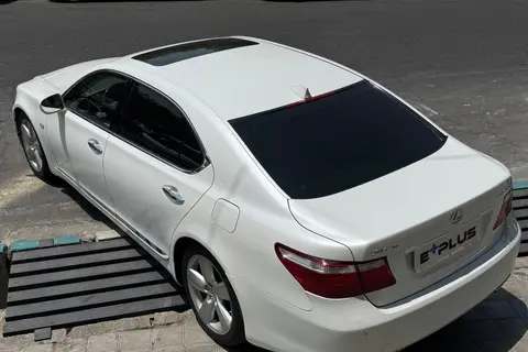 لکسوس، LS