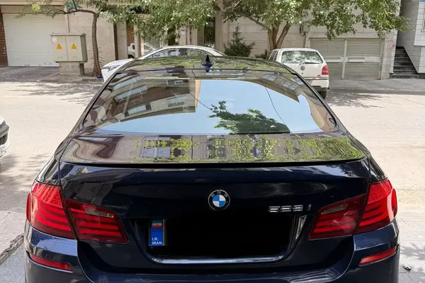 ب ام و  سری 5 سدان