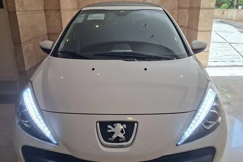 پژو، 207