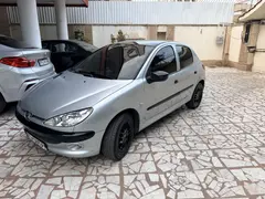 پژو، 206