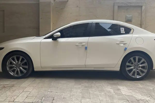 مزدا، 3 وارداتی