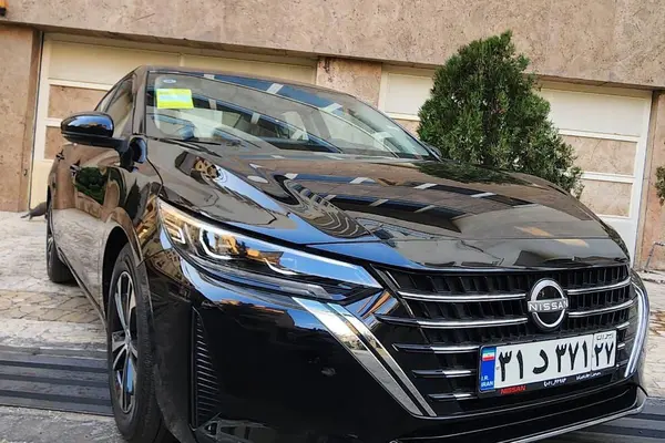 نیسان، سیلفی