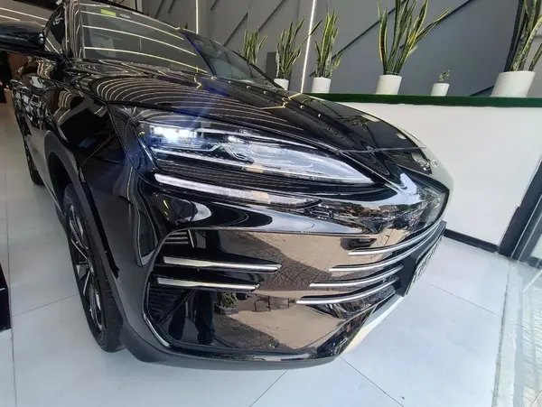 بی وای دی، سانگ پلاس DMi