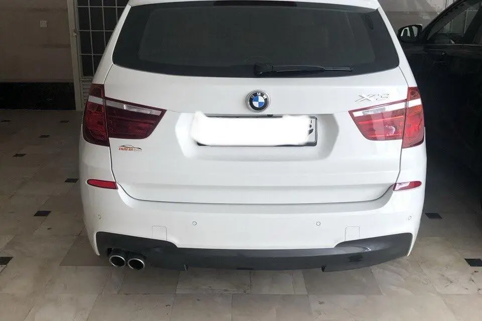 ب ام و،  X3