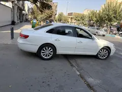 هیوندای، آزرا (گرنجور)