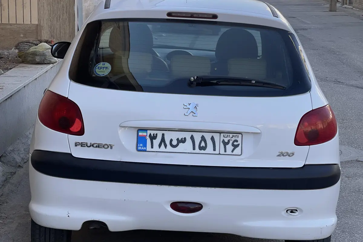 پژو،  206
