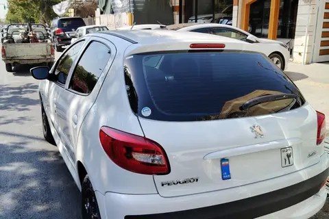 پژو، 207