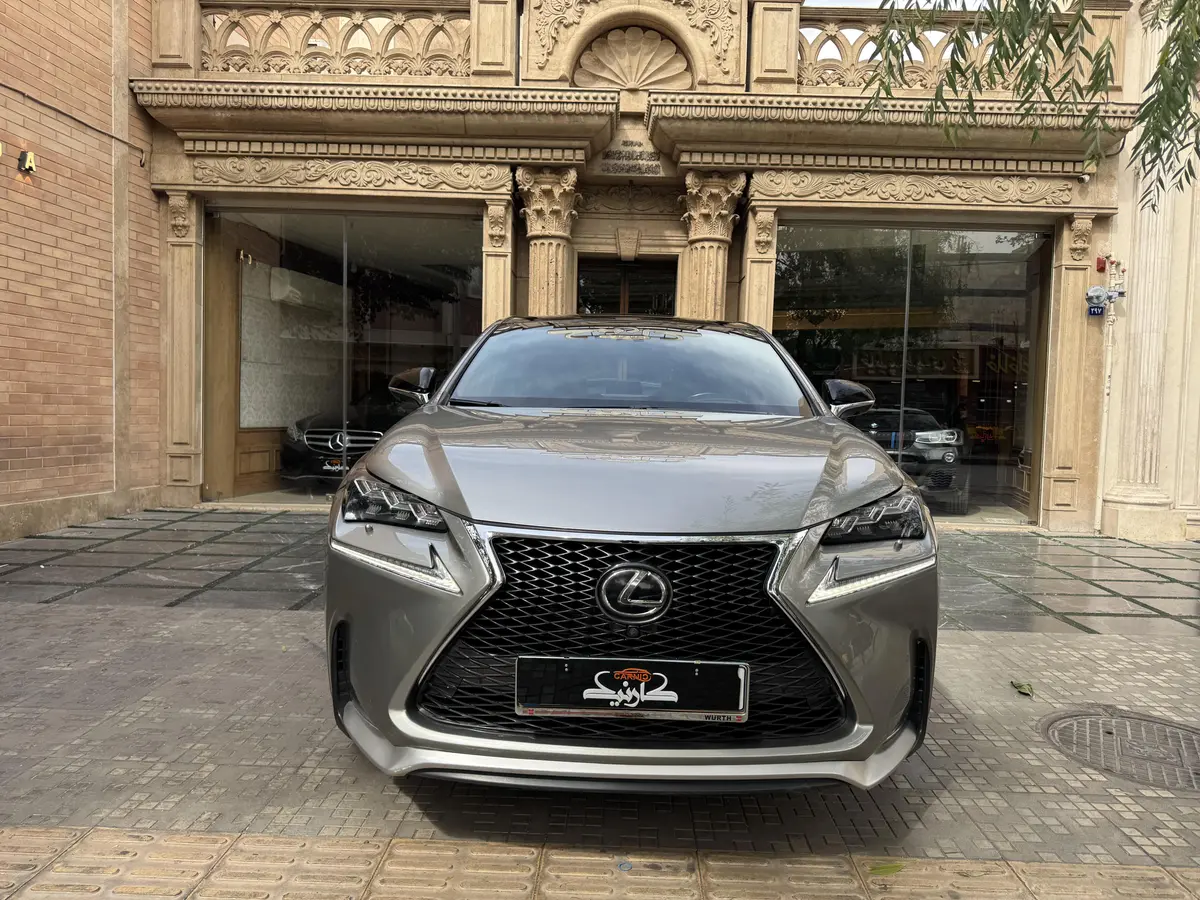 لکسوس،  NX