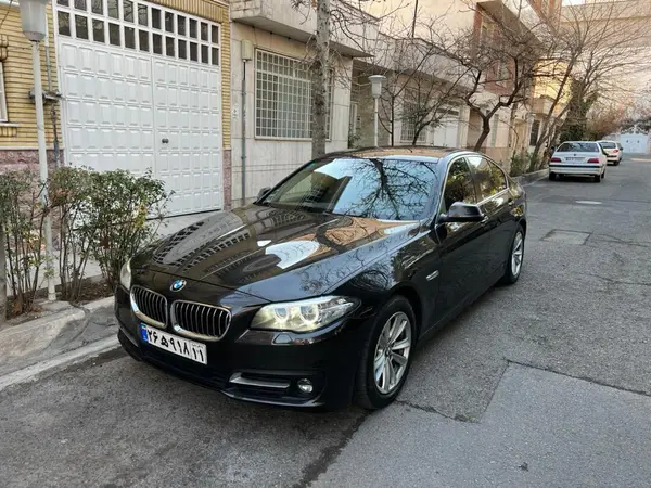 ب ام و  سری 5 سدان