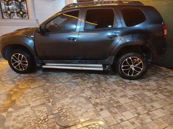 رنو  داستر