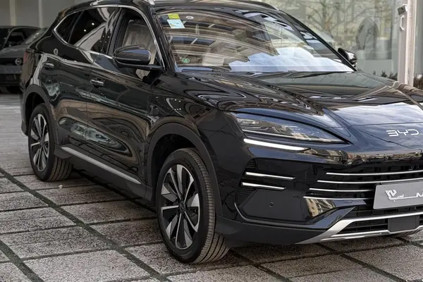 بی وای دی، سانگ پلاس DMi