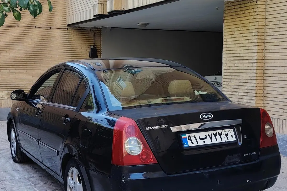 ام وی ام،  530