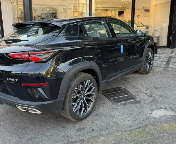 چانگان  UNI-T