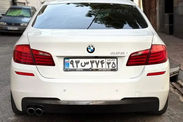 ب ام و، سری 5 سدان