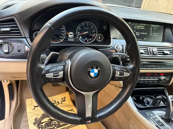 ب ام و، سری 5 سدان