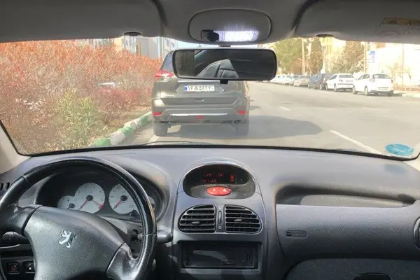 پژو  206