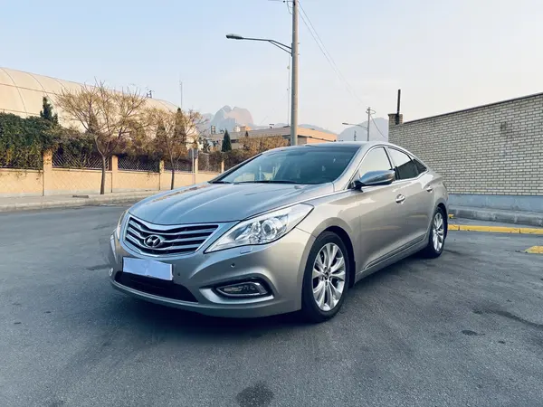 هیوندای، آزرا (گرنجور)