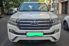 تویوتا، لندکروز چهار در
