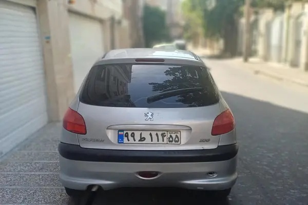 پژو  206