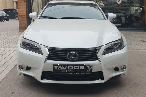 لکسوس، GS