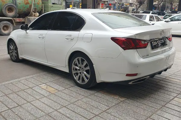 لکسوس، GS