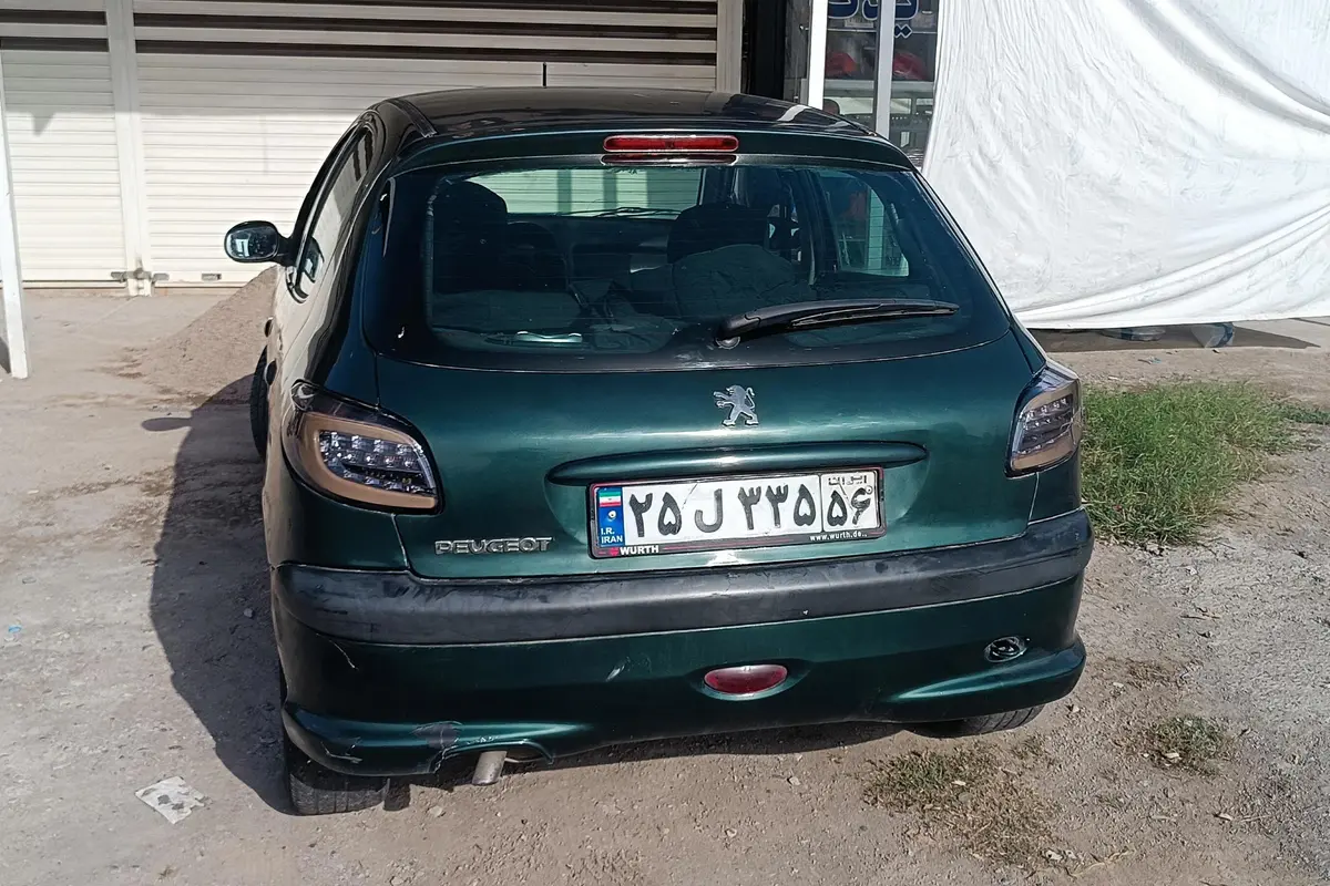 پژو،  206