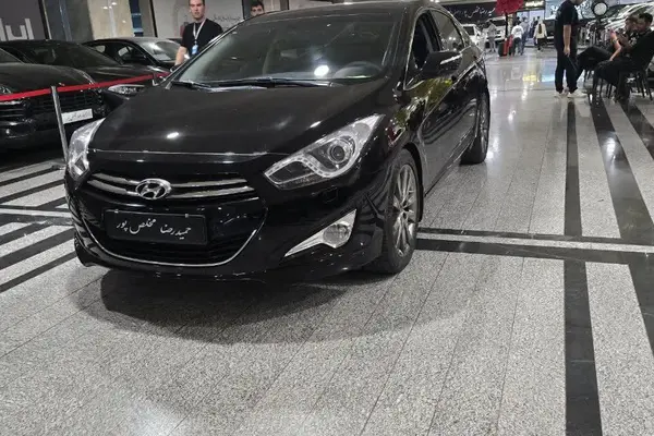 هیوندای  i40