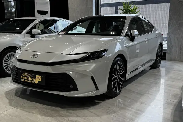 تویوتا، کمری هیبرید