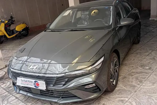 هیوندای  النترا