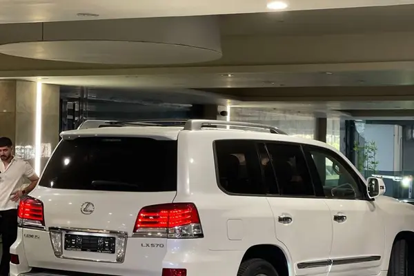 لکسوس  LX