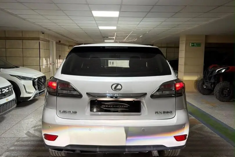 لکسوس،  RX